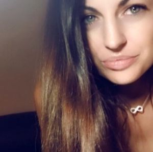 Meet your Posher, Tiana